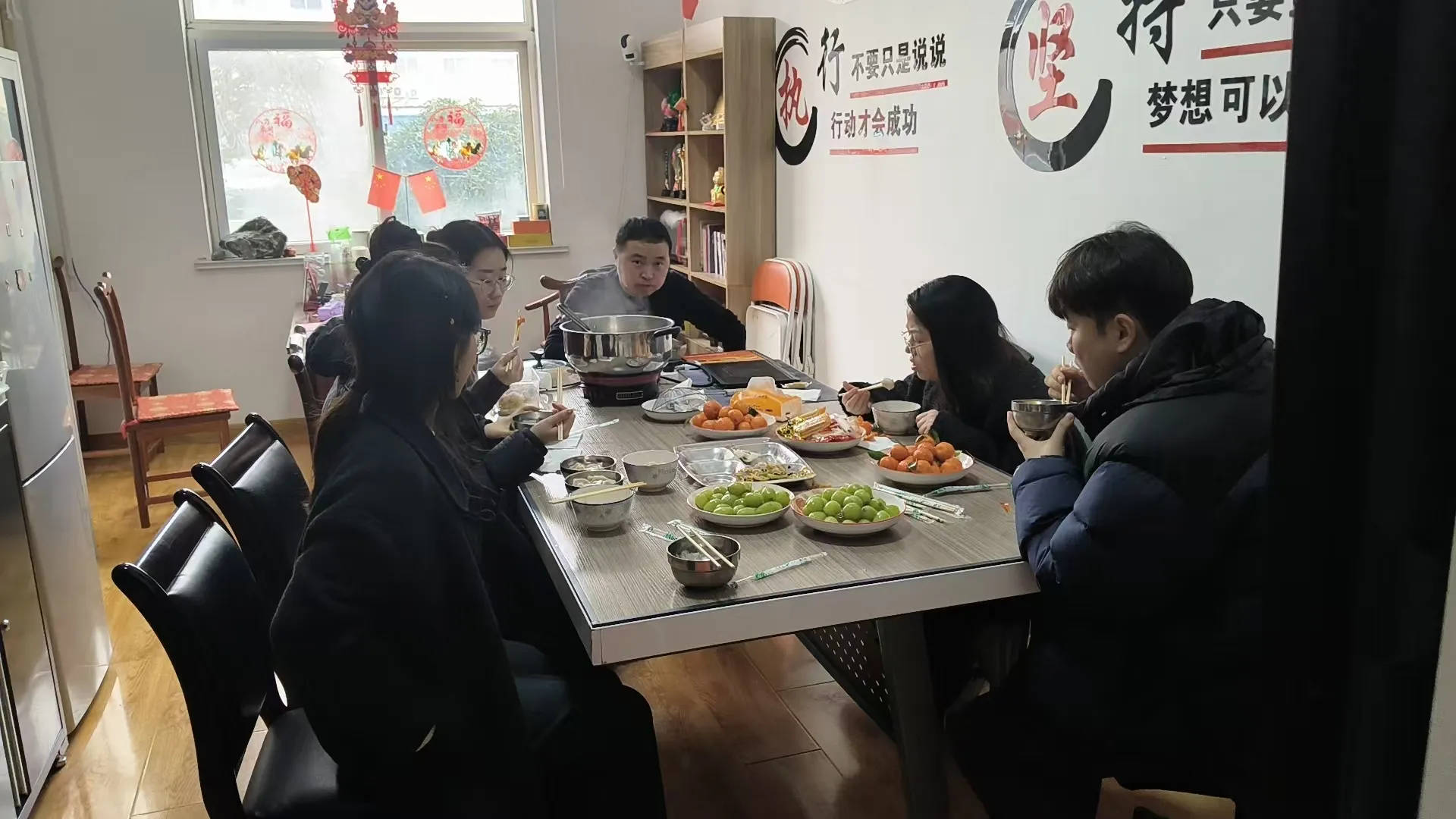 Festa do Festival das Lanternas da Companhia Haozhifeng