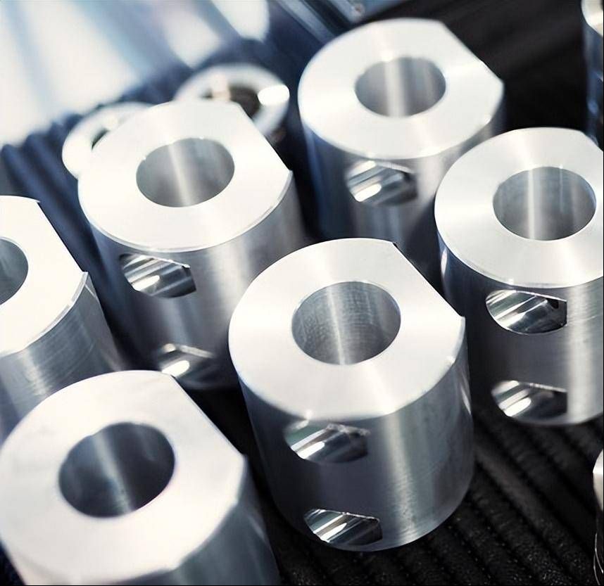 Máquinas Haozhifeng: profundamente engajadas no comércio exterior de hardware